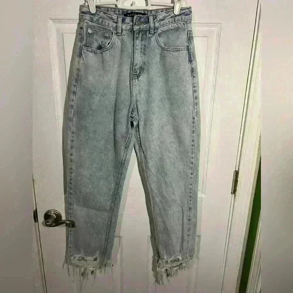 White Fox Boutique, High Rise, denim jeans. Size Small. Super distressed hem. - Picture 1 of 15